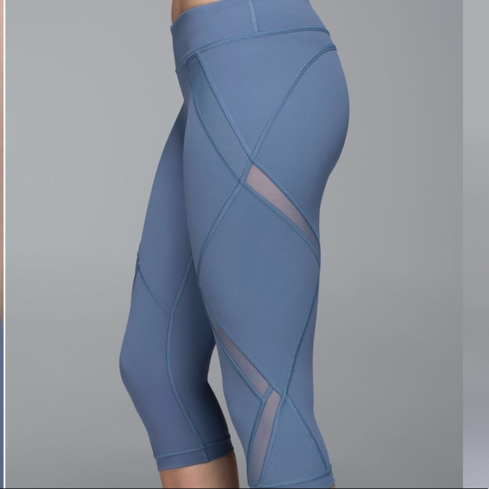 Lululemon Crops. - Picture 2 of 6